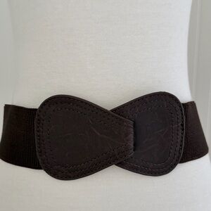 Linea Pelle 8 Shaped Belt